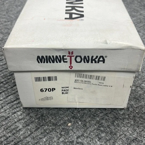 Minnetonka Women’s Pacific Black Loafers (3150) - Picture 7 of 7